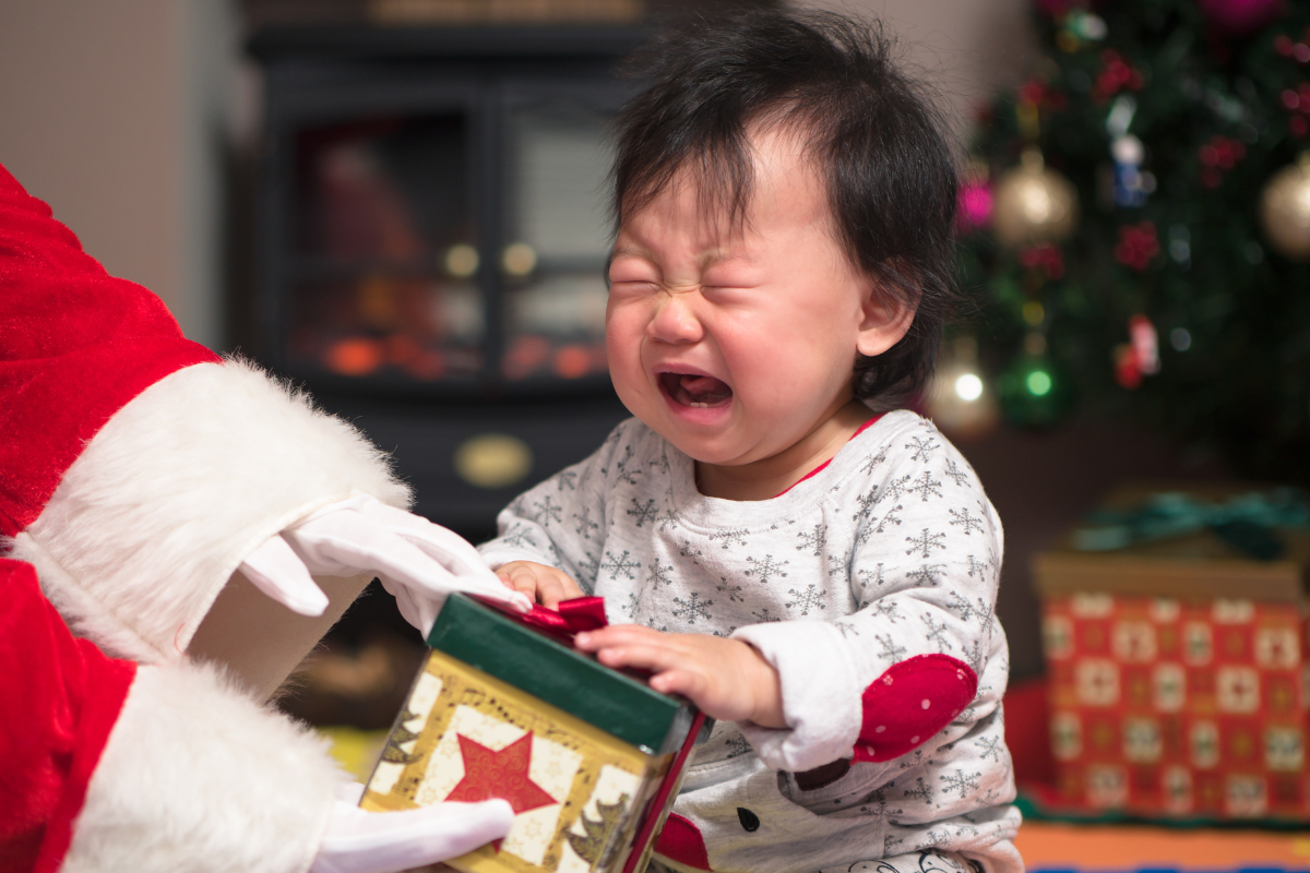 What to do when your child is afraid of Santa. Advice from Child Psychologists at Kids First Children's Services