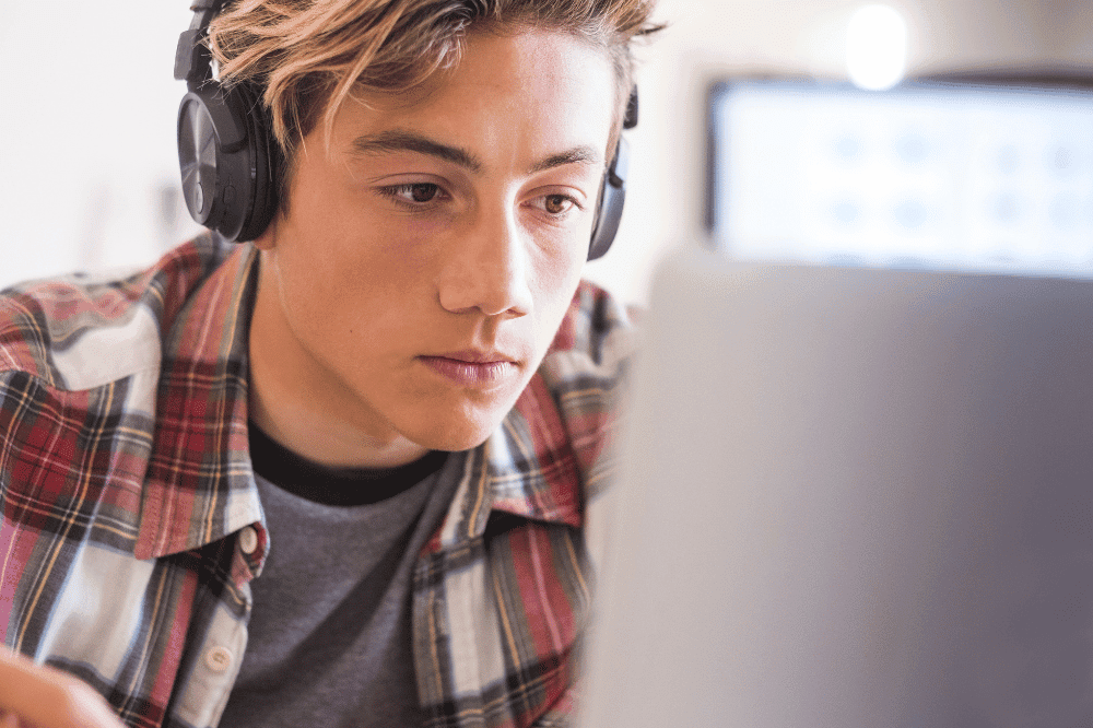 Careers Advisors help high schoolers stay motivated