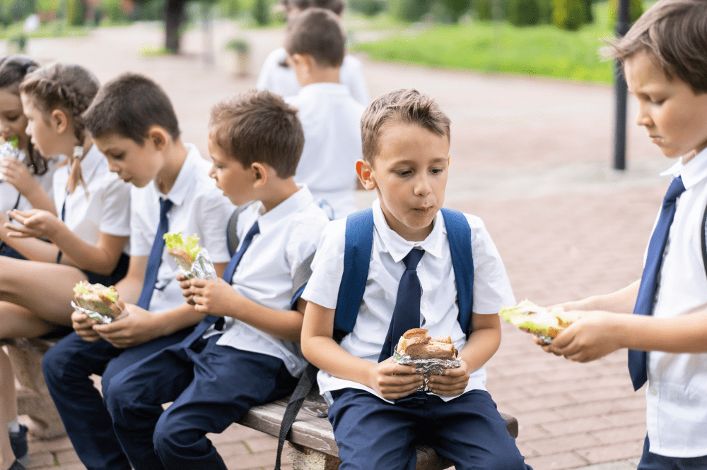 Support your child's learning with healthy recess and lunchtime snacks