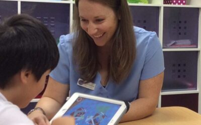 What does a children’s speech pathologist do?